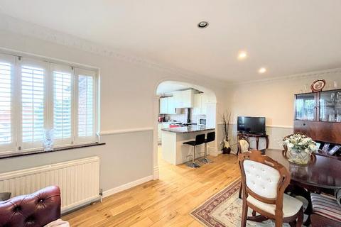1 Dearnley View, Barnsley, S75 1EA