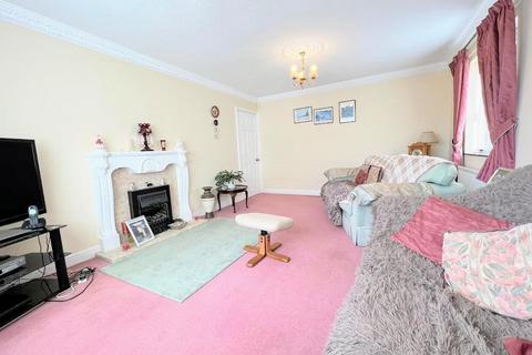 1 Dearnley View, Barnsley, S75 1EA