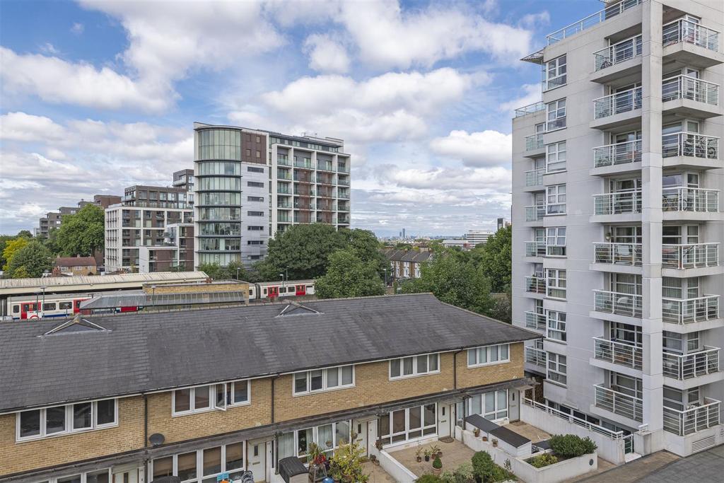 20 Esprit Hse View.jpg