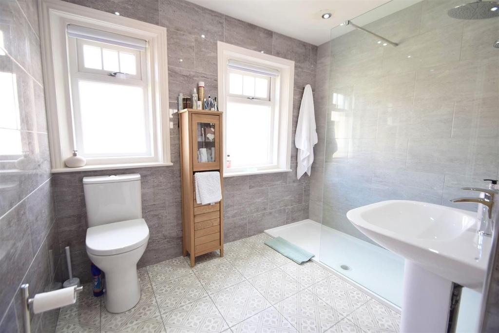 Bathroom wc