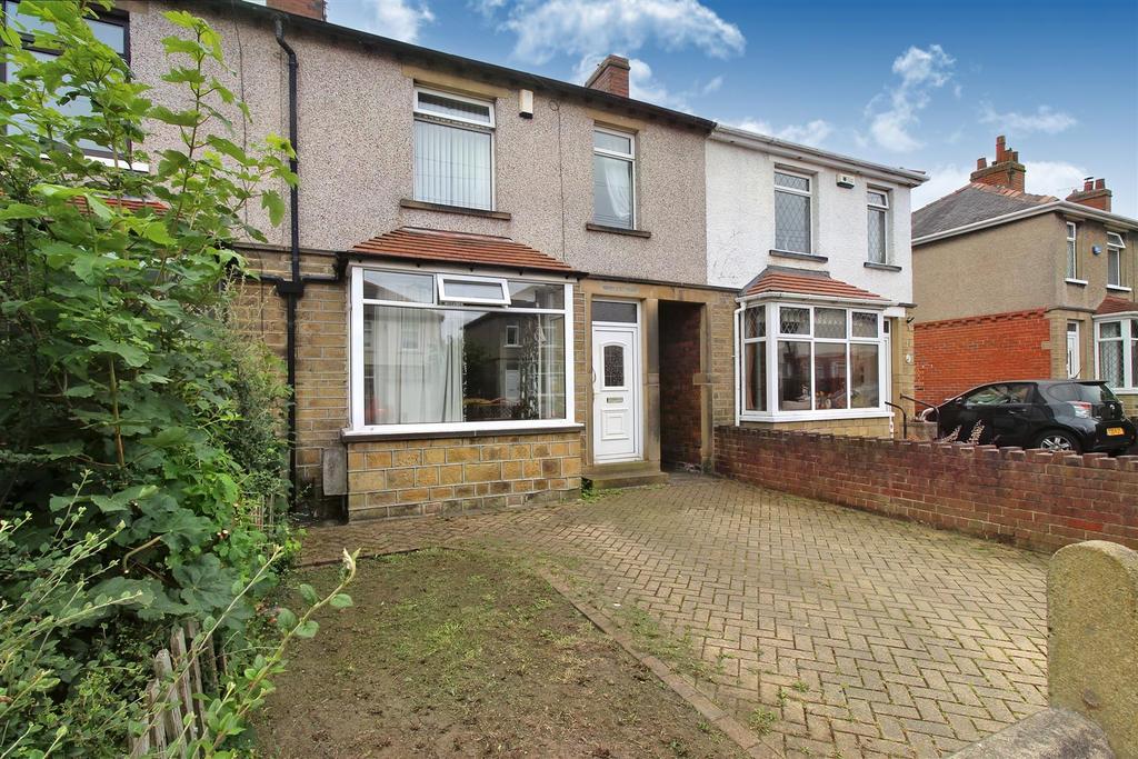 Kelvin Avenue, Dalton, Huddersfield, HD5 9HG 3 bed terraced house for
