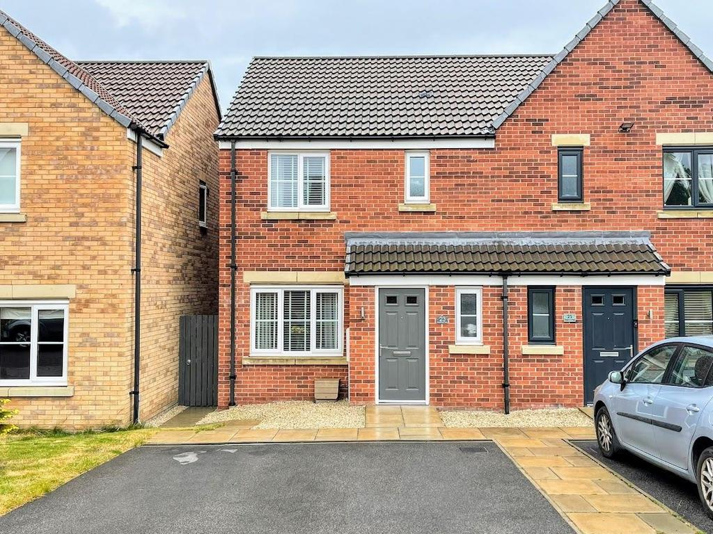 23 Shepherd Way, Royston, Barnsley, S71 4FX 3 bed semidetached house