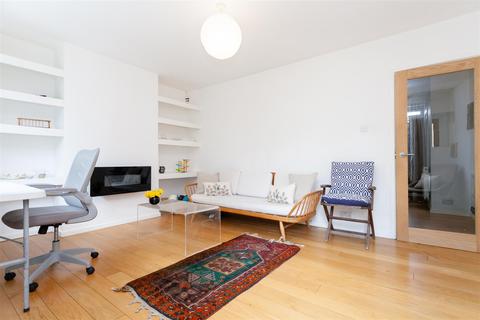 1 Ellsworth Street, London, E2 0AU