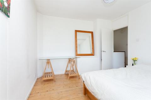1 Ellsworth Street, London, E2 0AU