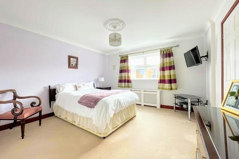 4 Alford Close, Barnsley, S75 2SB