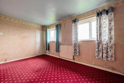 150 Farm Road, Kendray, Barnsley, S70 3DW