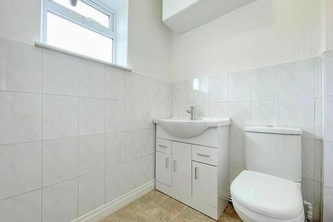 20 Cliffe Road, Brampton, Barnsley, S73 0XP