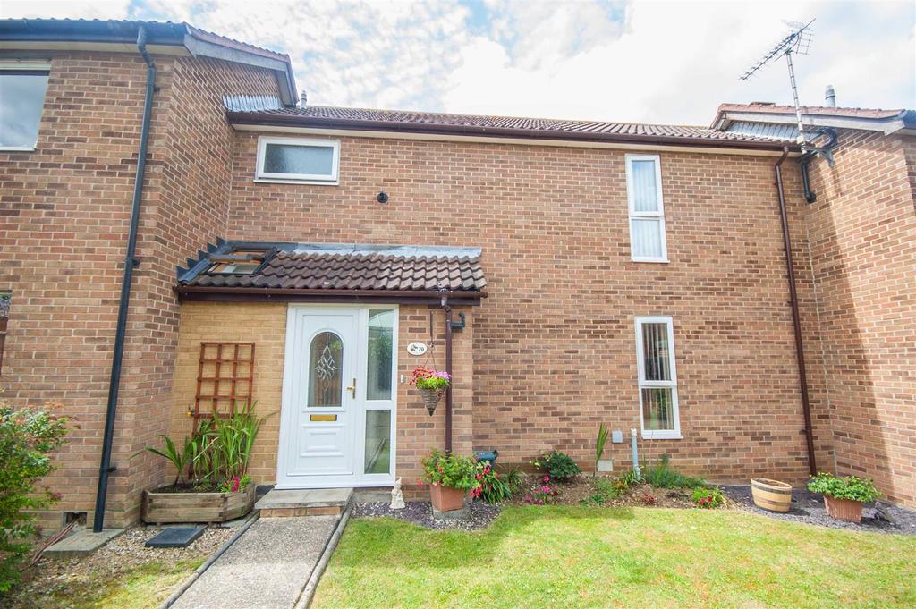 Trenchard Crescent, Springfield... 3 bed terraced house - £365,000