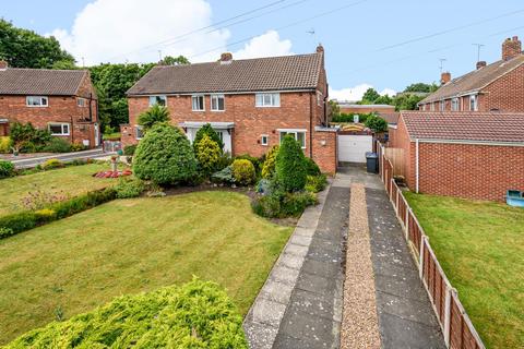 6 Queens Gardens, Tadcaster, LS24 9HD