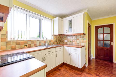 6 Queens Gardens, Tadcaster, LS24 9HD