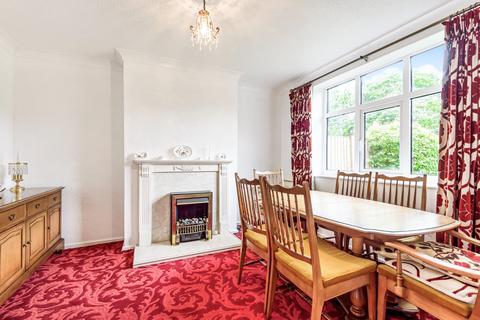 6 Queens Gardens, Tadcaster, LS24 9HD