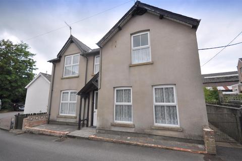 3 bedroom detached house for sale, Caeherbert Lane, Rhayader