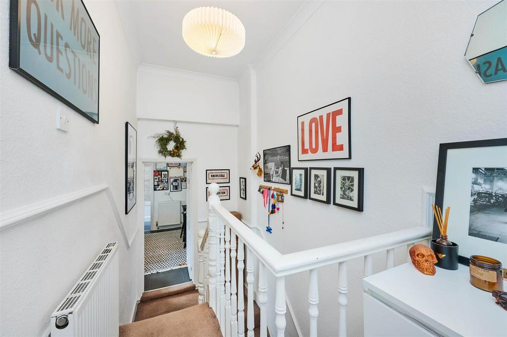 James Anderson - FFF 17 Gladwyn Road SW15 14.jpg