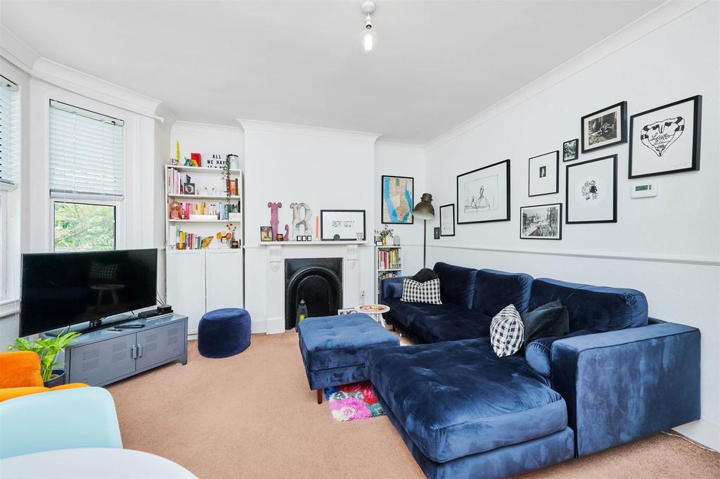 James Anderson - FFF 17 Gladwyn Road SW15 10.jpg