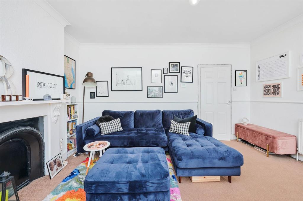 James Anderson - FFF 17 Gladwyn Road SW15 13.jpg