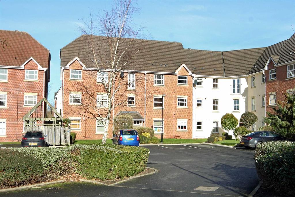 Kentmere Road, Timperley 2 bed apartment £180,000