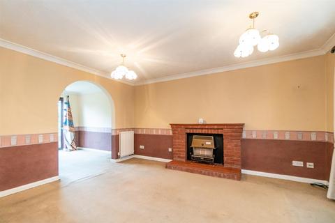 5 Bressingham Drive, West Bridgford, Nottingham, NG2 7PD