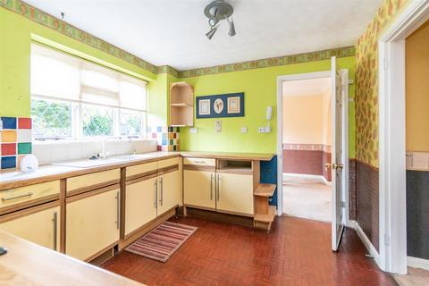 5 Bressingham Drive, West Bridgford, Nottingham, NG2 7PD