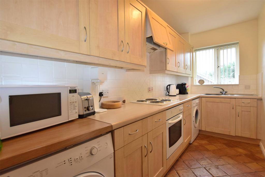 Forster Court, Low Fell, Gateshead, NE9 2 bed apartment £95,000