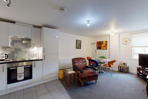 2 bedroom flat for sale - Canterbury Road, Margate