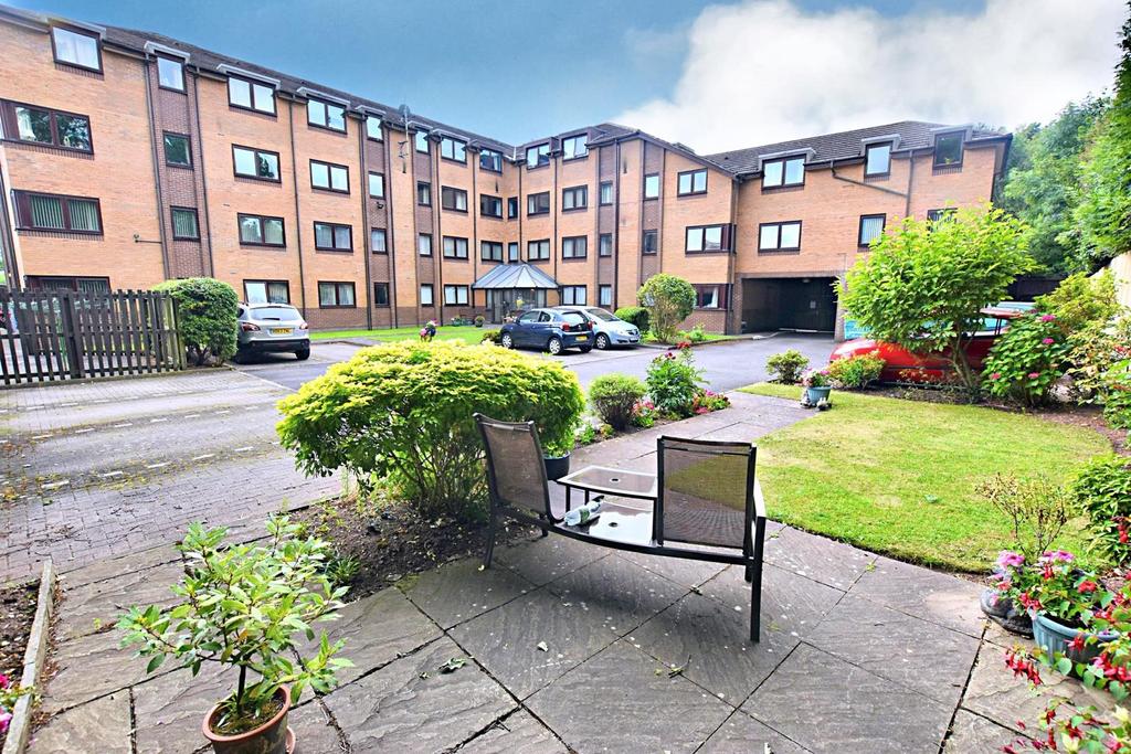 Westbrook Court, Sutherland Avenue, Mount Nod, Coventry 2 bed flat for
