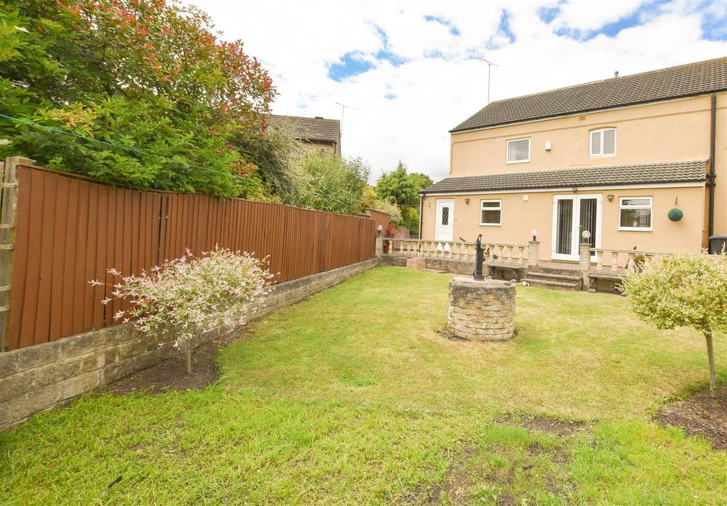 Plumbley Hall Road, Mosborough, Sheffield, S20 3 bed semidetached