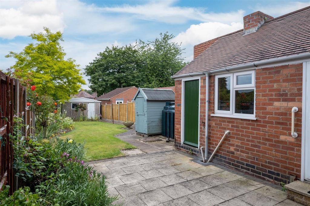 Ashby Road, Newbold Coleorton 2 bed semidetached house £200,000
