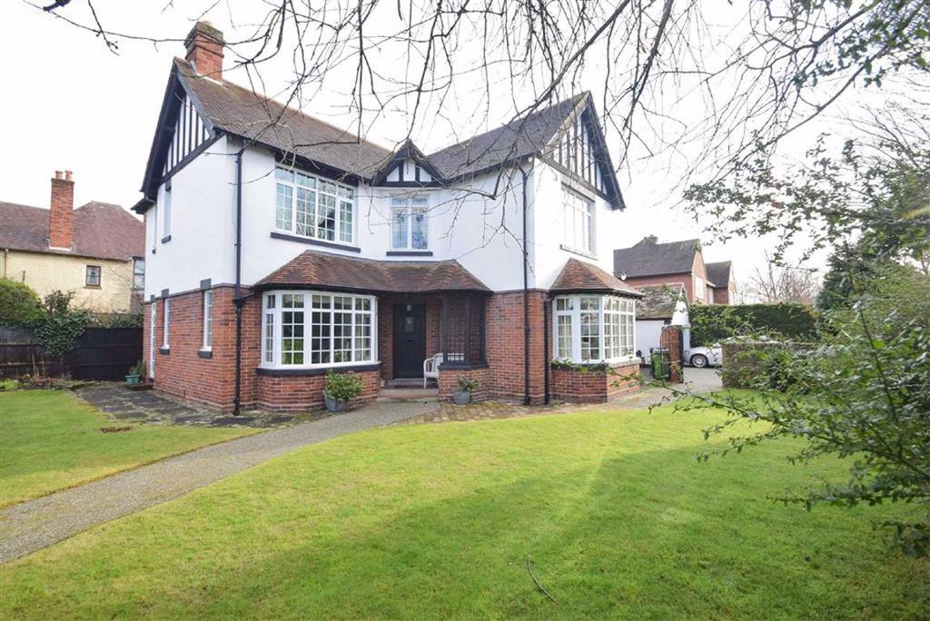 Longden Road, Shrewsbury, Shropshire 3 bed detached house £600,000