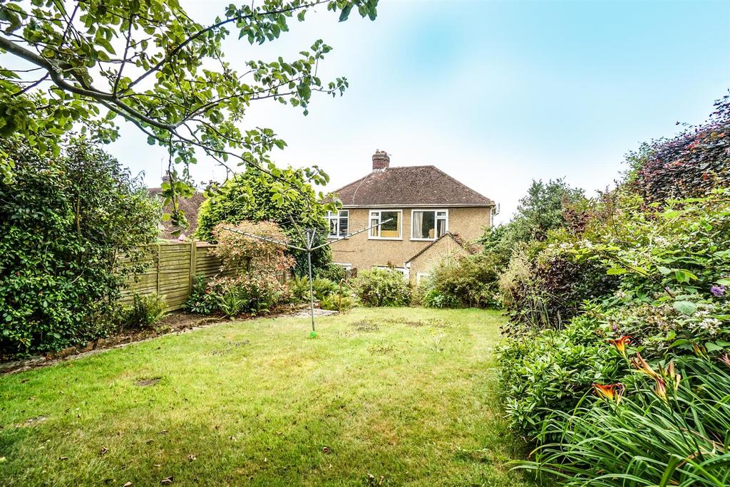 Boscobel Road North, St. LeonardsOnSea 3 bed semidetached house £