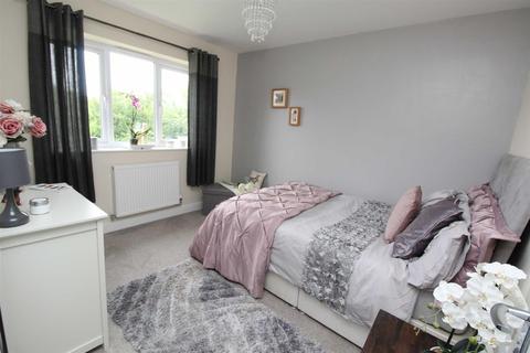 10 Garside Close, Hengoed, Oswestry, SY10 7FA