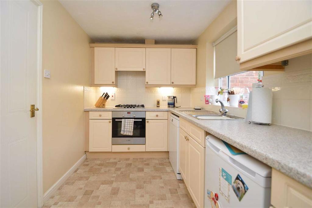 Hallam Drive, Shrewsbury, Shropshire 3 bed detached house £299,950