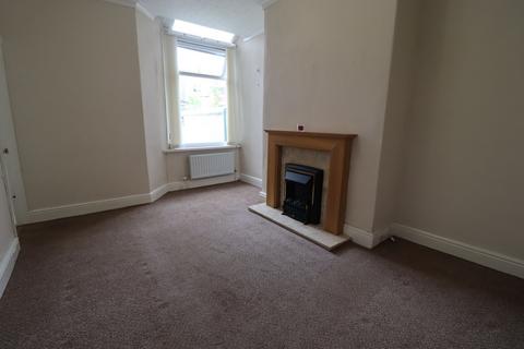 2 bedroom terraced house to rent, Sapphire Street, Blackburn, BB1