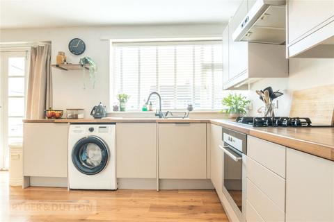 7 Andrew Close, Halifax, HX3 9RT
