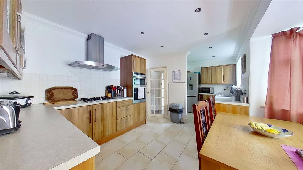 Widewater Close, Lancing, West... 3 bed bungalow £400,000