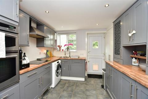 46 Binnacle Road, Rochester, ME1 2XP