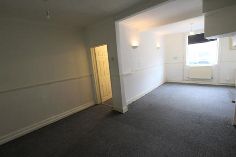 3 bedroom terraced house to rent, Duke Street, Kettering NN16