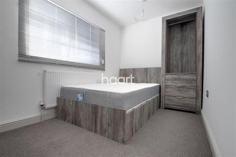 1 bedroom in a house share to rent - Hermitage Road