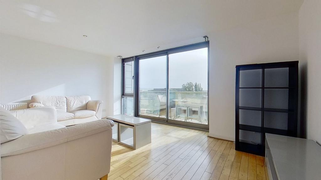 Apartment in Glasgow - View 3