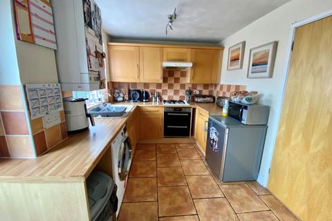 6 Emley Close, Northampton, NN3 9SH