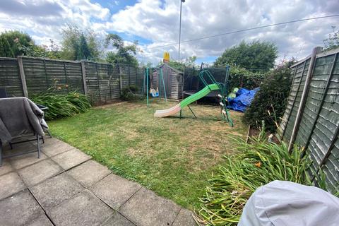 6 Emley Close, Northampton, NN3 9SH