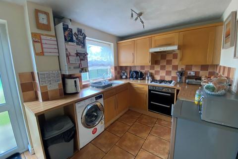 6 Emley Close, Northampton, NN3 9SH