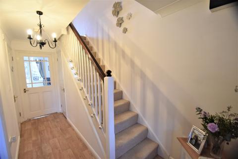 12a Cameron Road, Chesham, HP5 3BS