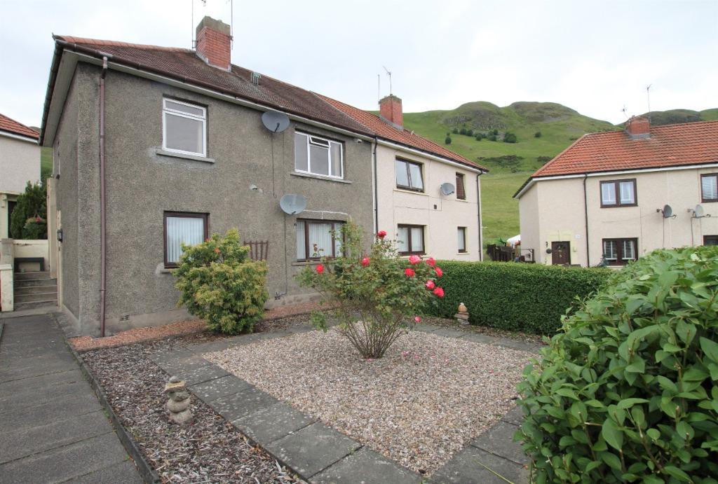 Jamieson Gardens, Tillicoultry, FK13 2 bed flat £75,000