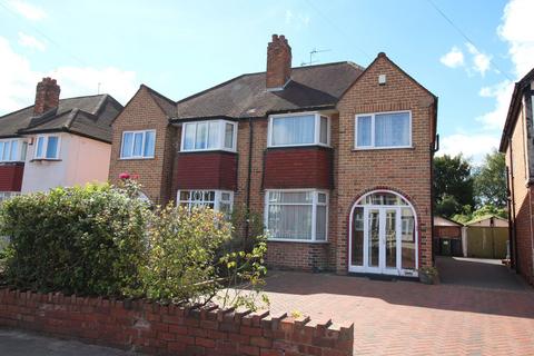 3 bedroom semi-detached house to rent, Moreton Road, Shirley, Solihull, B90