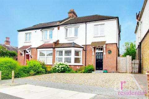 4 bedroom semi-detached house for sale - Queens Road, Enfield, Middlesex, EN1
