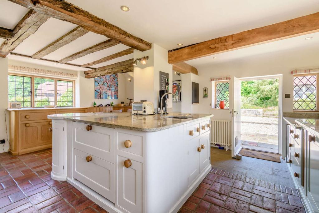 Kitchen 1
