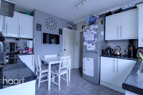 32 Ferrymead Avenue, Greenford, UB6 9TJ
