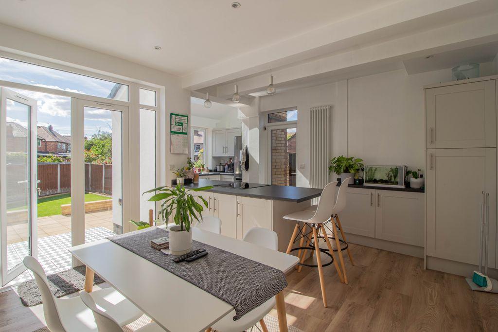 Victoria Street, Sawley, Long Eaton NG10 3ET 2 bed semidetached house