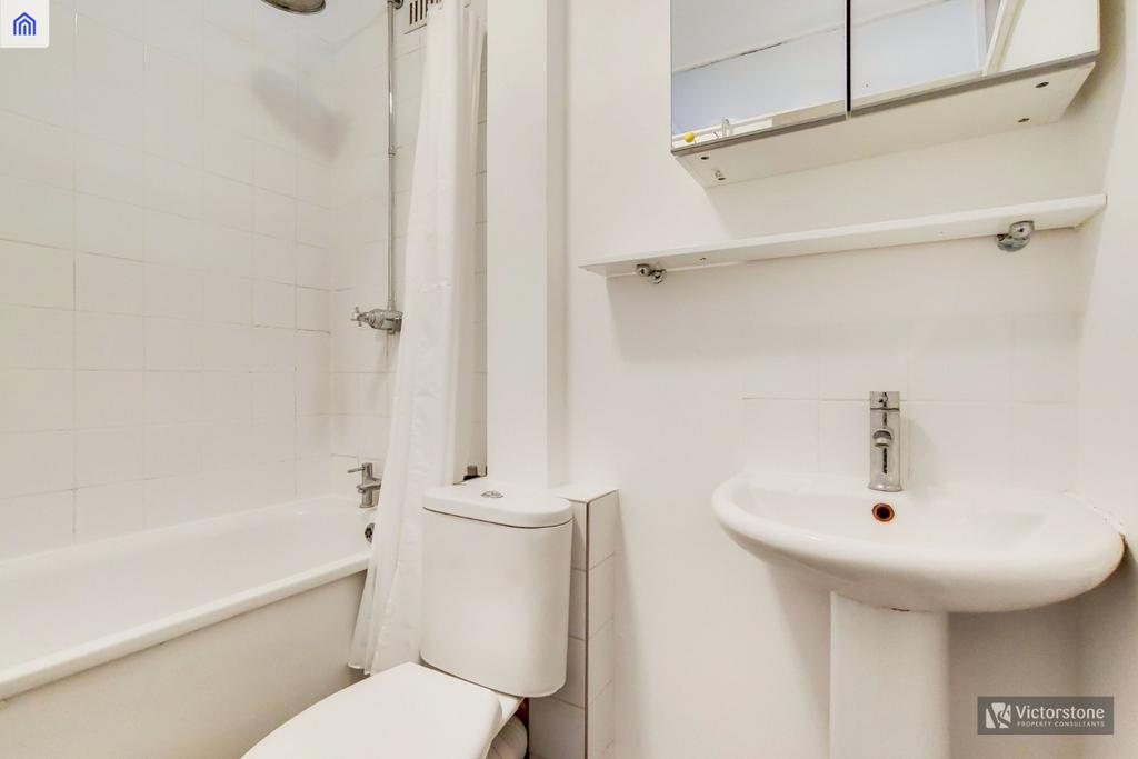 Apartment in London - More
