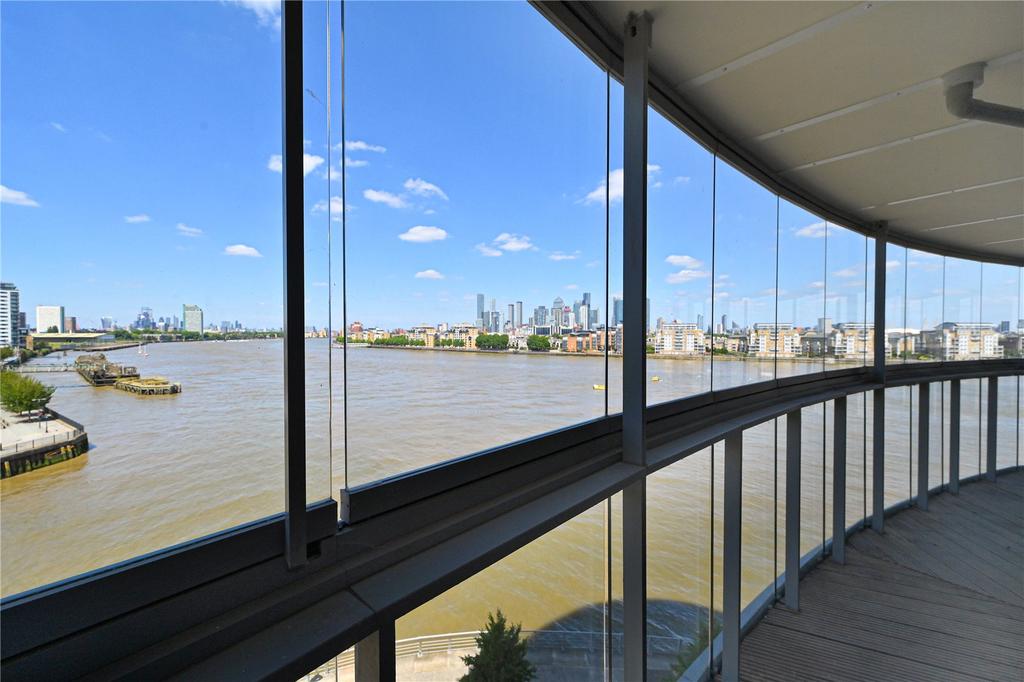 Admirals Tower, 8 Dowells Street, Greenwich, London, SE10 2 bed